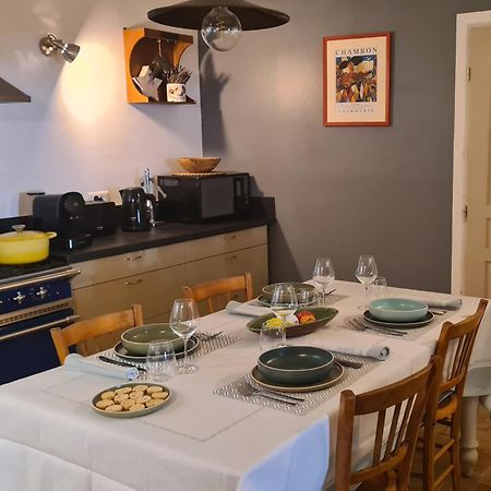 Ferienwohnung Cocon Du Papillon A Lourmarin Exterior foto