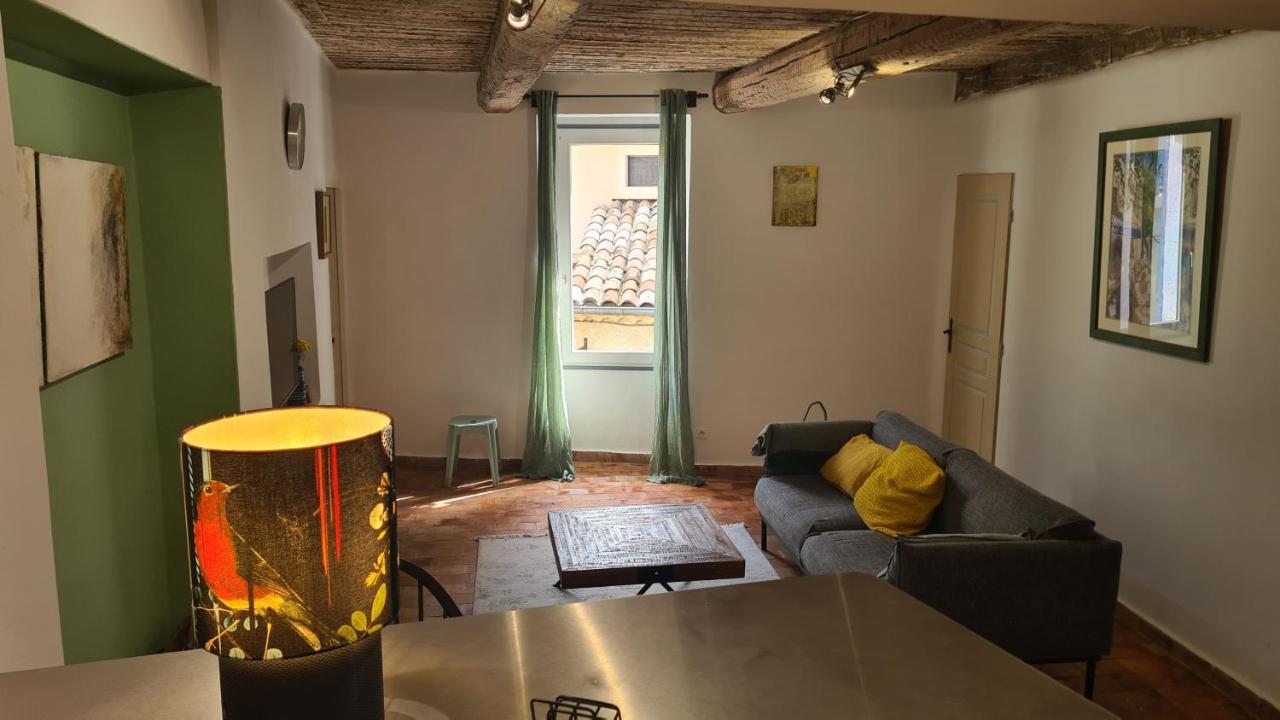 Ferienwohnung Cocon Du Papillon A Lourmarin Exterior foto